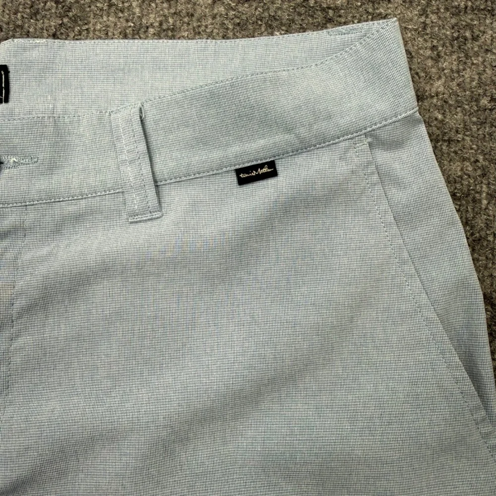TravisMathew Beck Mens 35 Golf Shorts Light Blue Micro Check Performance Stretch